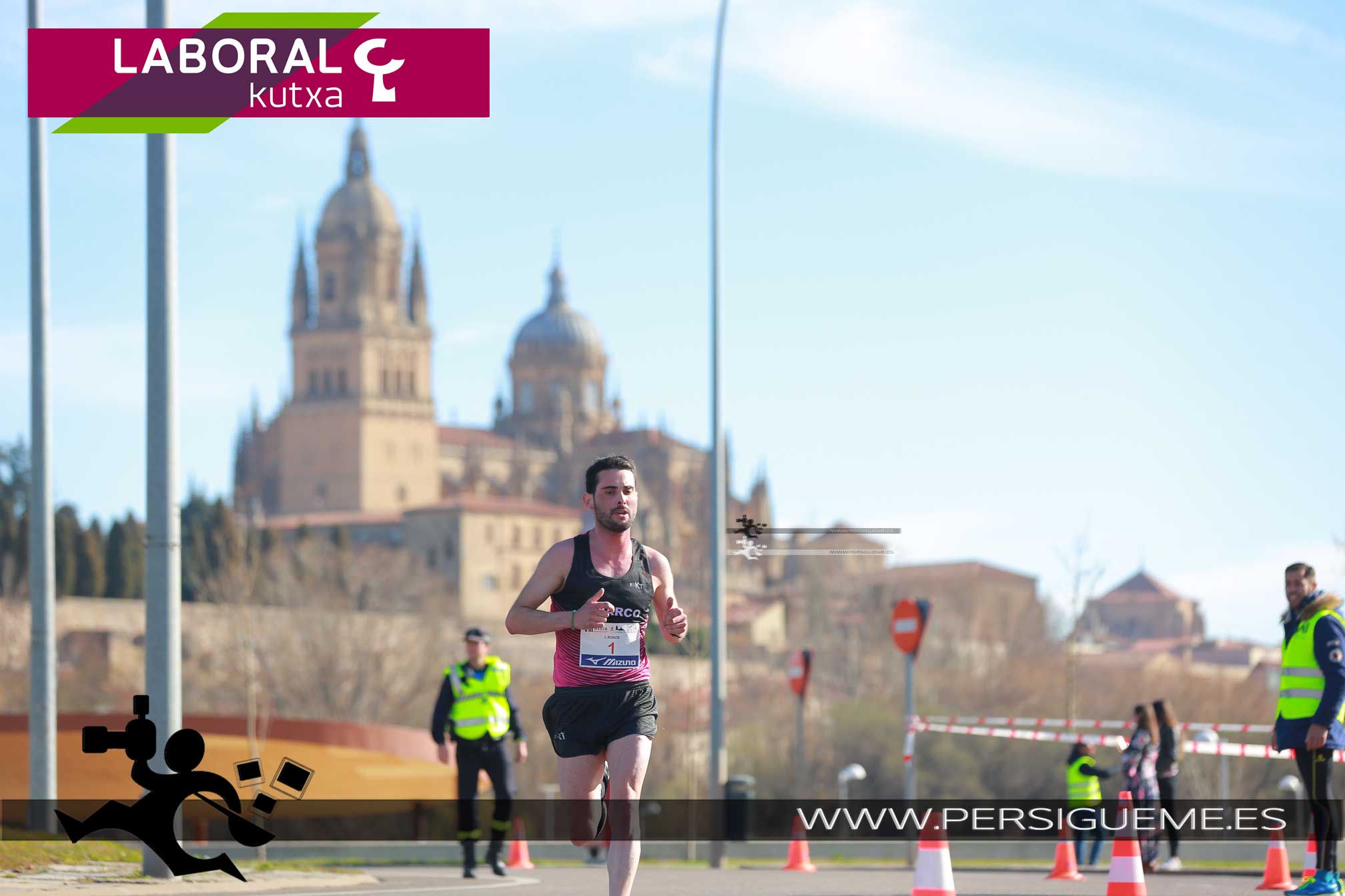 9E1A0002.jpg < Media maratón Ciudad de Salamanca 2019
