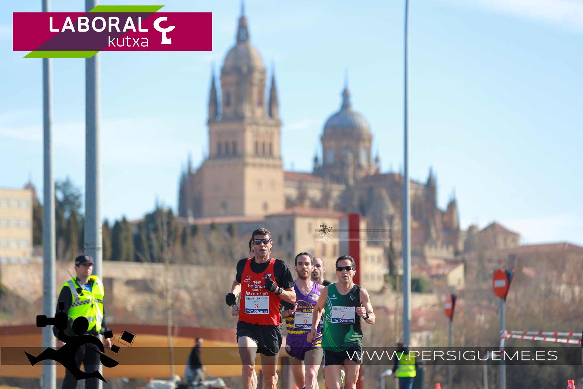 9E1A0008.jpg < Media maratón Ciudad de Salamanca 2019