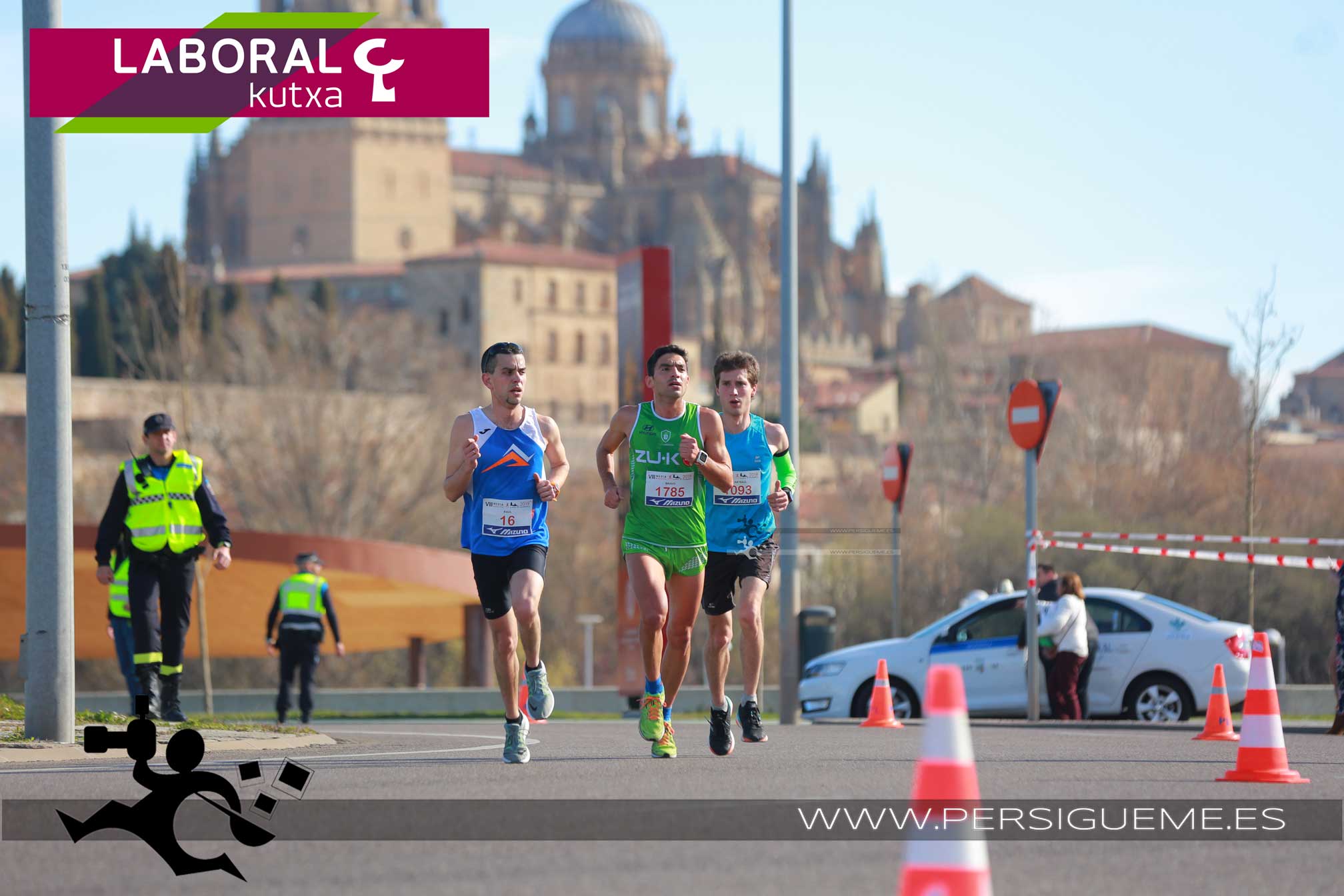9E1A0031.jpg < Media maratón Ciudad de Salamanca 2019