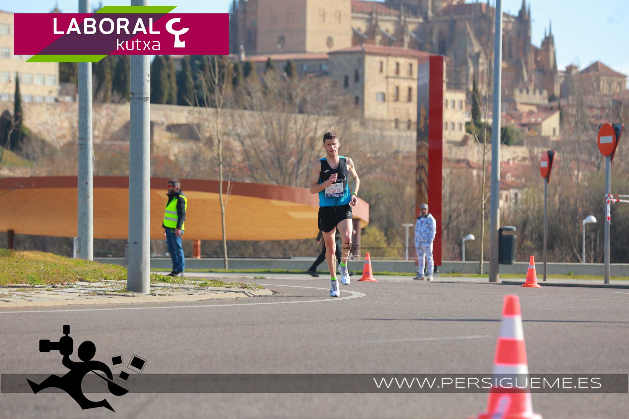 9E1A0051.jpg < Media maratón Ciudad de Salamanca 2019